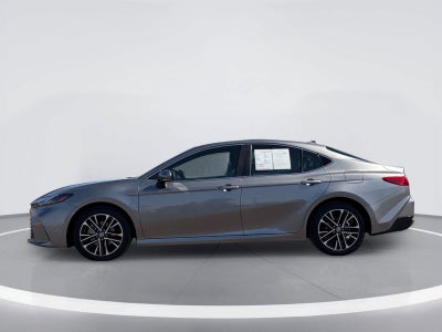 Toyota Camry XLE 2025