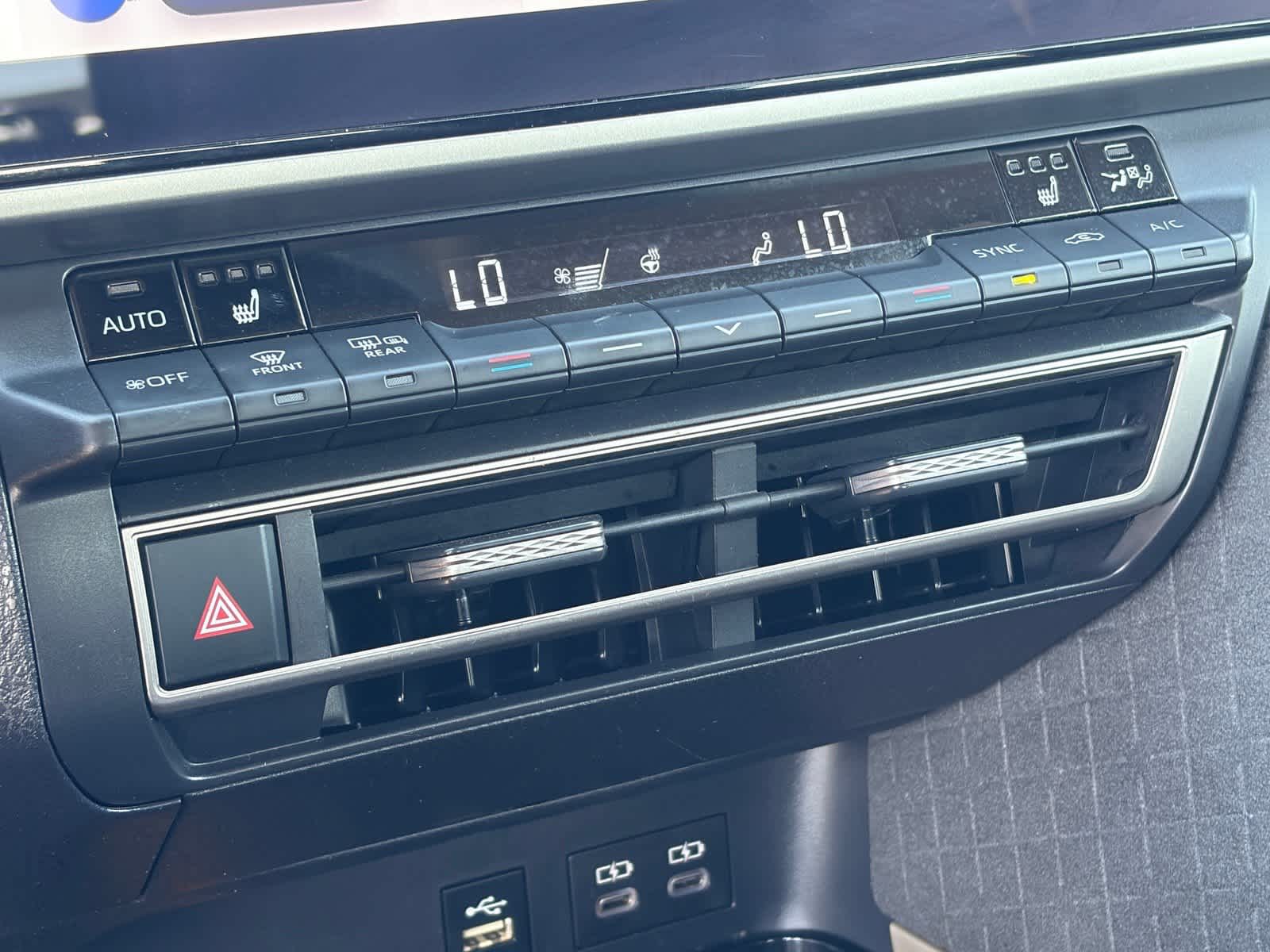 Toyota Camry XLE 2025