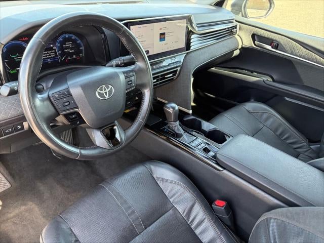 Toyota Camry XLE 2025