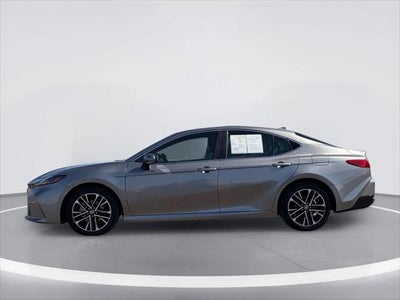 Toyota Camry XLE 2025
