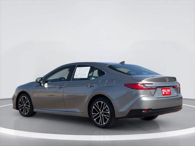 Toyota Camry XLE 2025