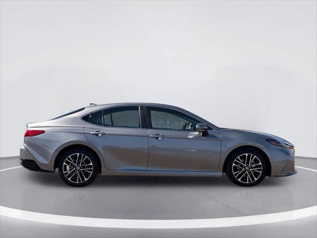 Toyota Camry XLE 2025