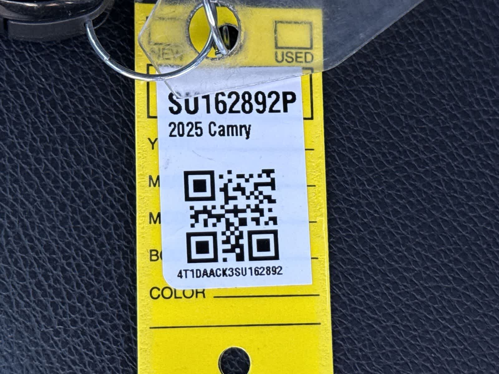 2025 Toyota Camry SE