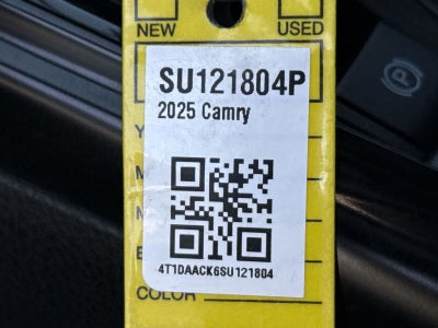 2025 Toyota Camry SE