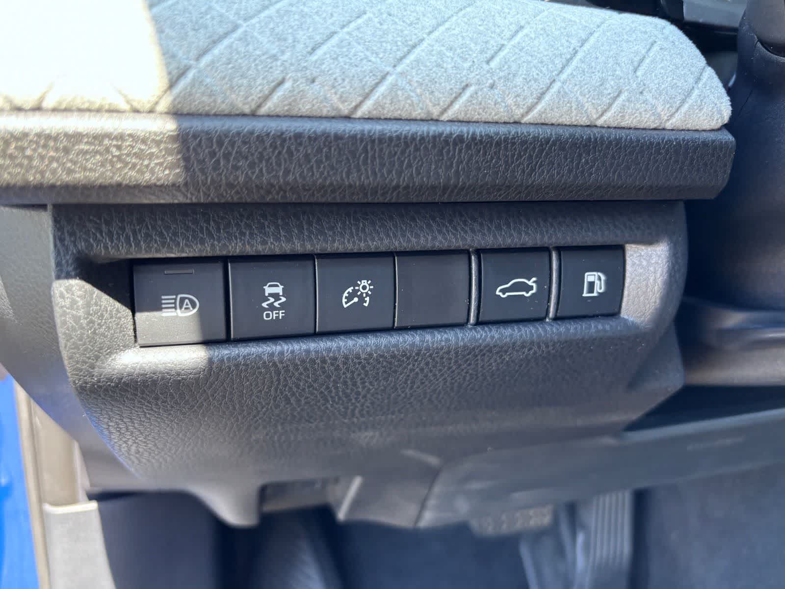 Toyota Camry XLE 2025