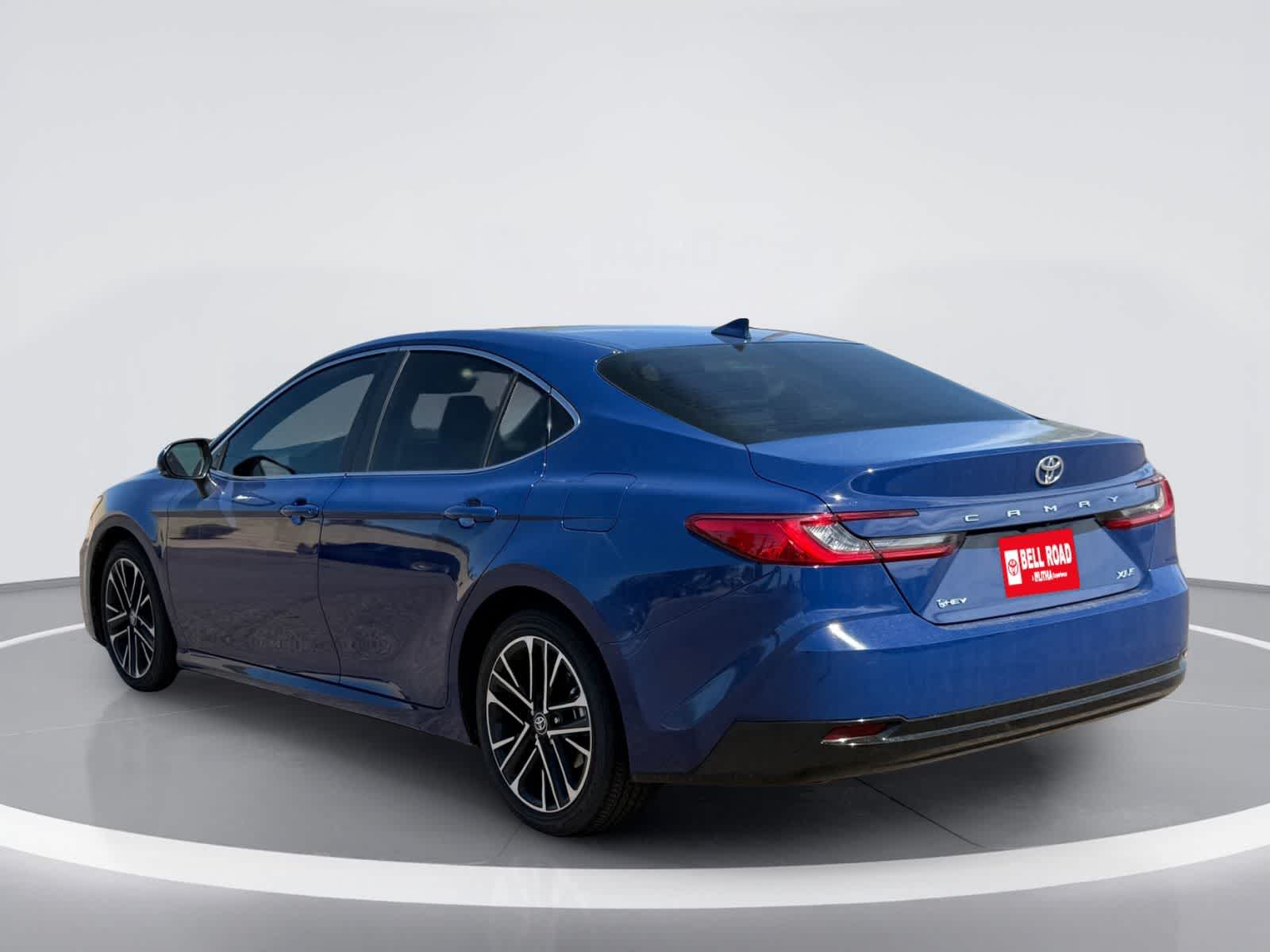 Toyota Camry XLE 2025
