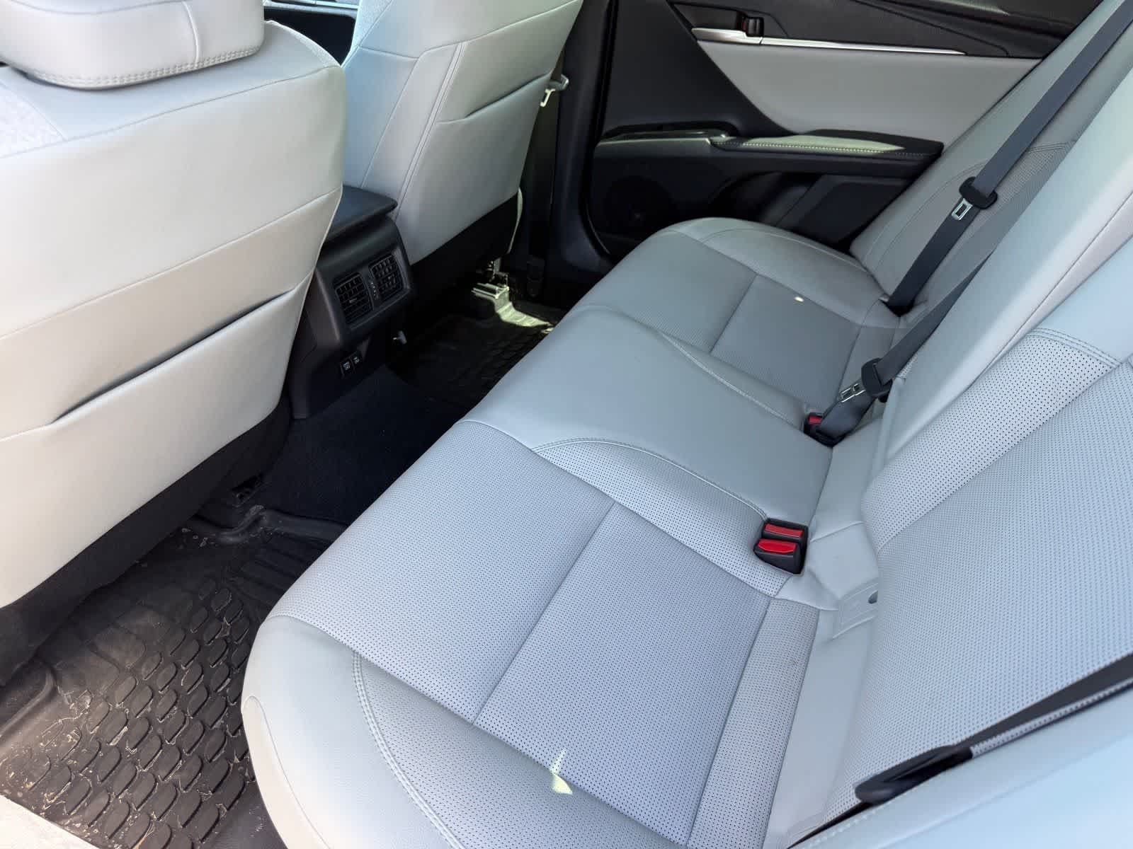 Toyota Camry XLE 2025