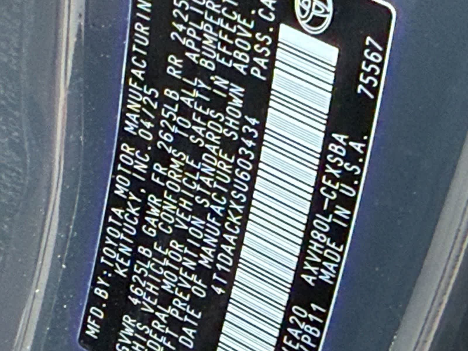 2025 Toyota Camry SE
