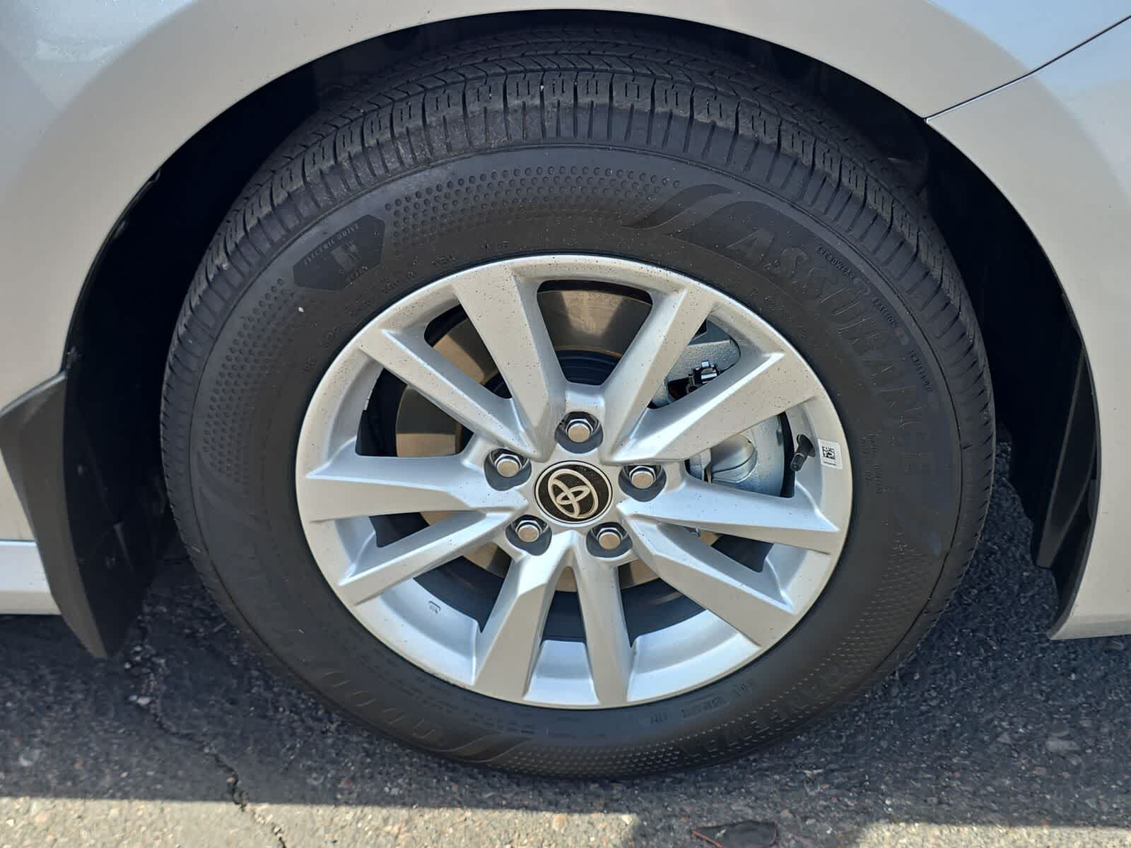 2025 Toyota Camry LE