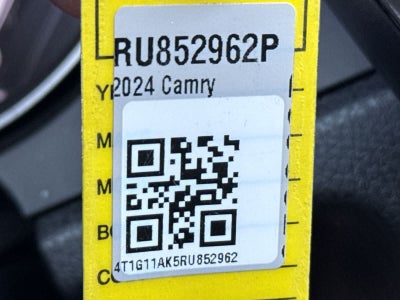 2024 Toyota Camry SE