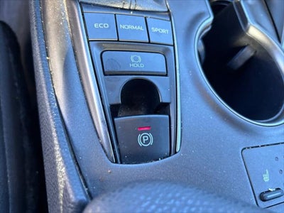 Toyota Camry XSE V6 2024