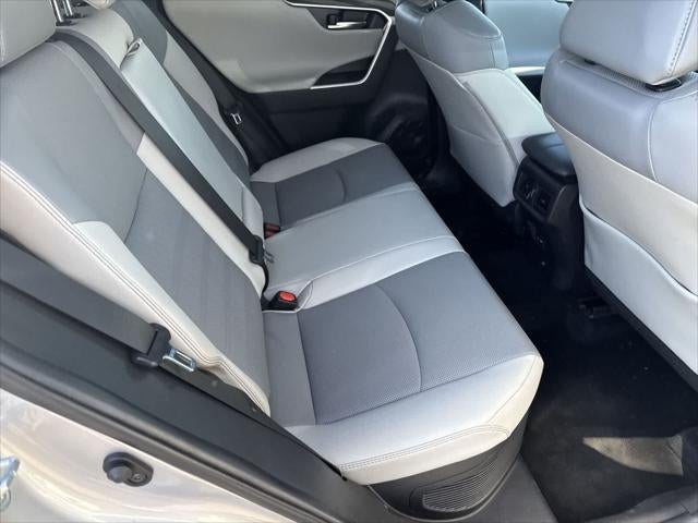 Toyota RAV4 Hybrid Limited 2022