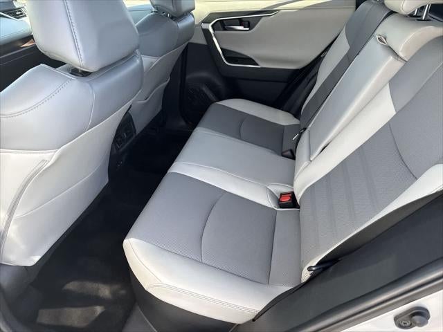 Toyota RAV4 Hybrid Limited 2022