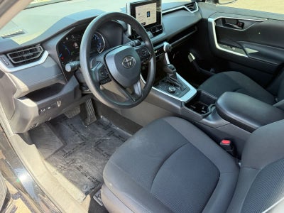 Toyota RAV4 Hybrid LE 2023