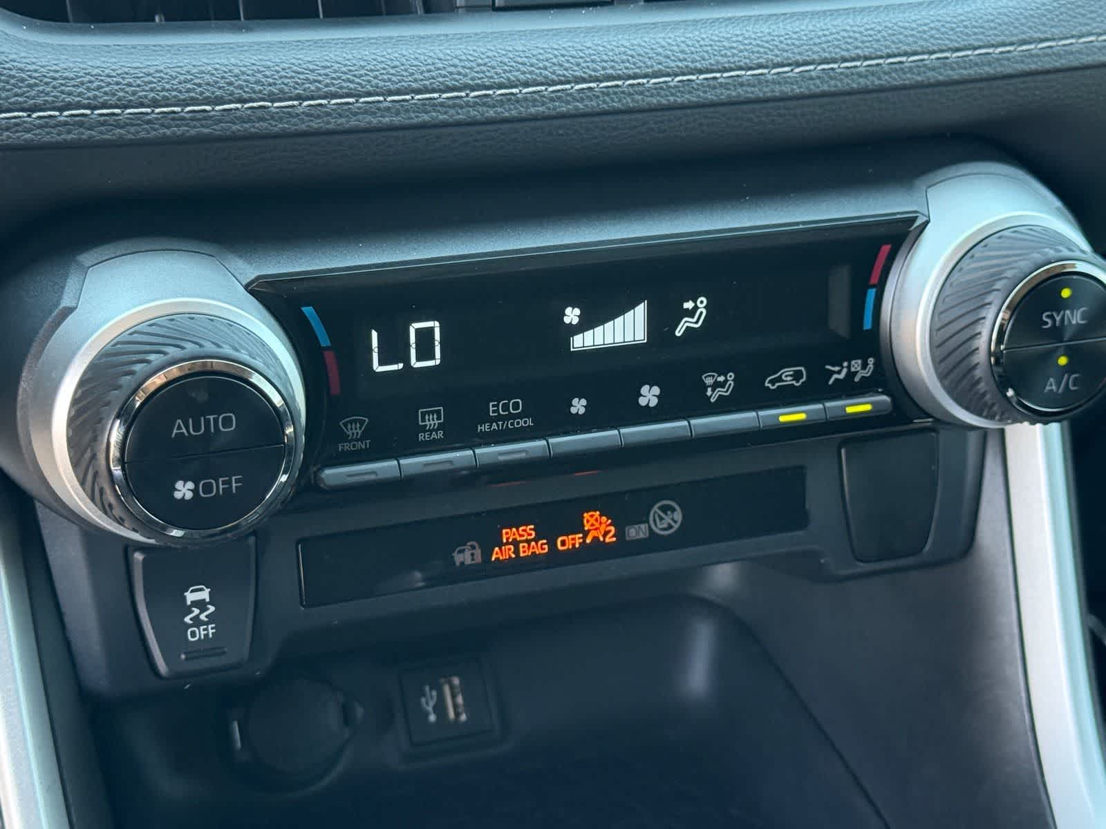 Toyota RAV4 Hybrid LE 2023