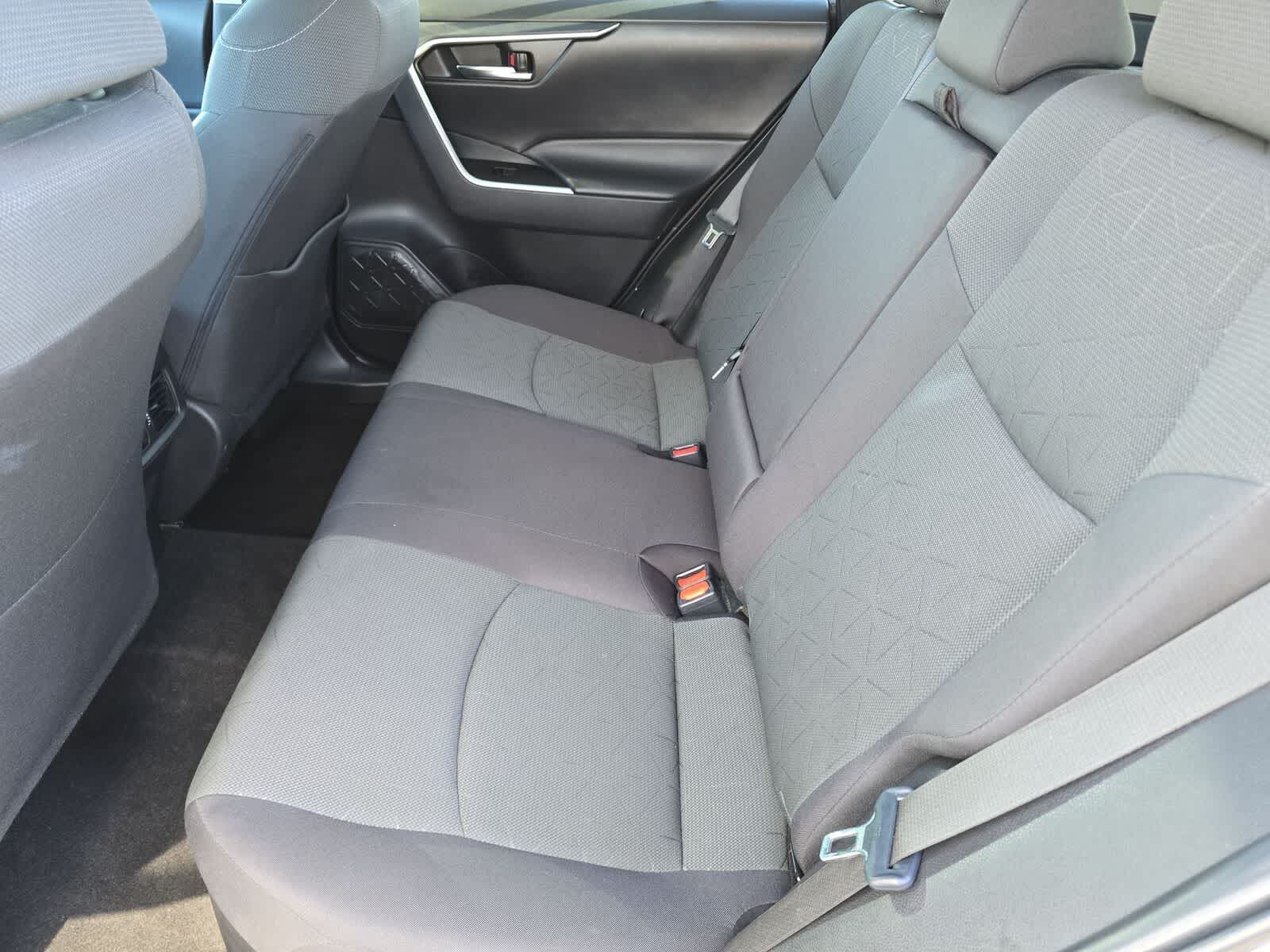 Toyota RAV4 Hybrid XLE 2024