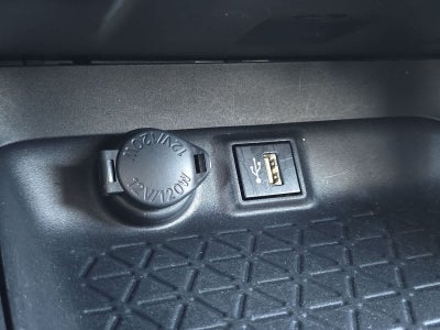 Toyota RAV4 Hybrid XLE 2024