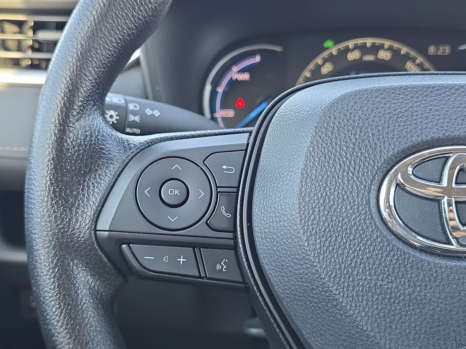 Toyota RAV4 Hybrid XLE 2024
