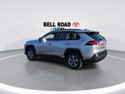 Toyota RAV4 Hybrid XLE 2024