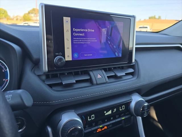 Toyota RAV4 Hybrid XLE 2024