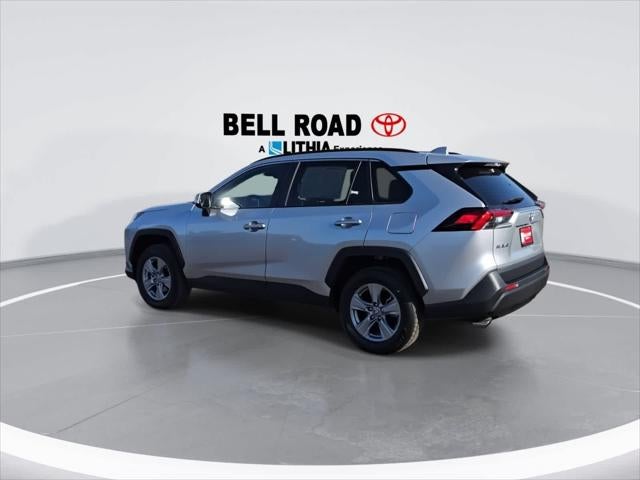 Toyota RAV4 Hybrid XLE 2024