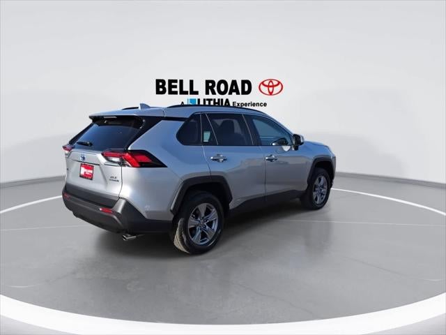 Toyota RAV4 Hybrid XLE 2024
