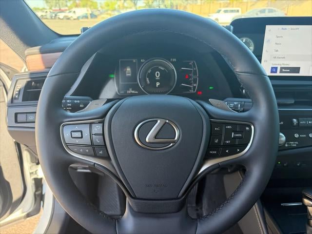 Lexus ES 300h 2025 ES 300h