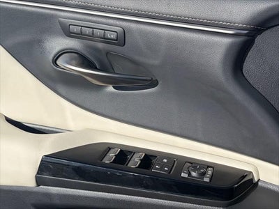 Lexus ES 300h 2025 ES 300h