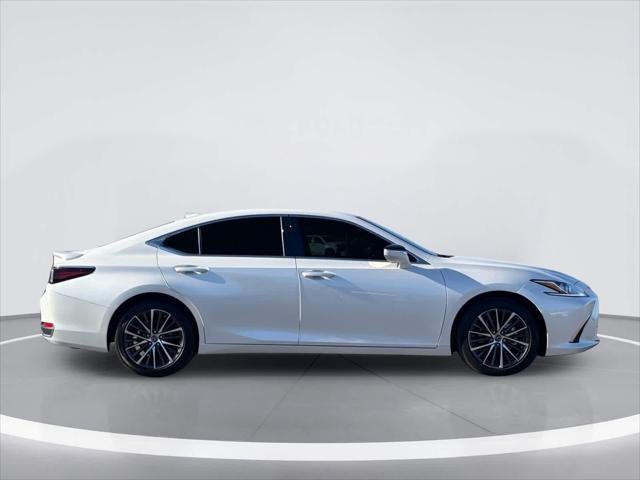 Lexus ES 300h 2025 ES 300h