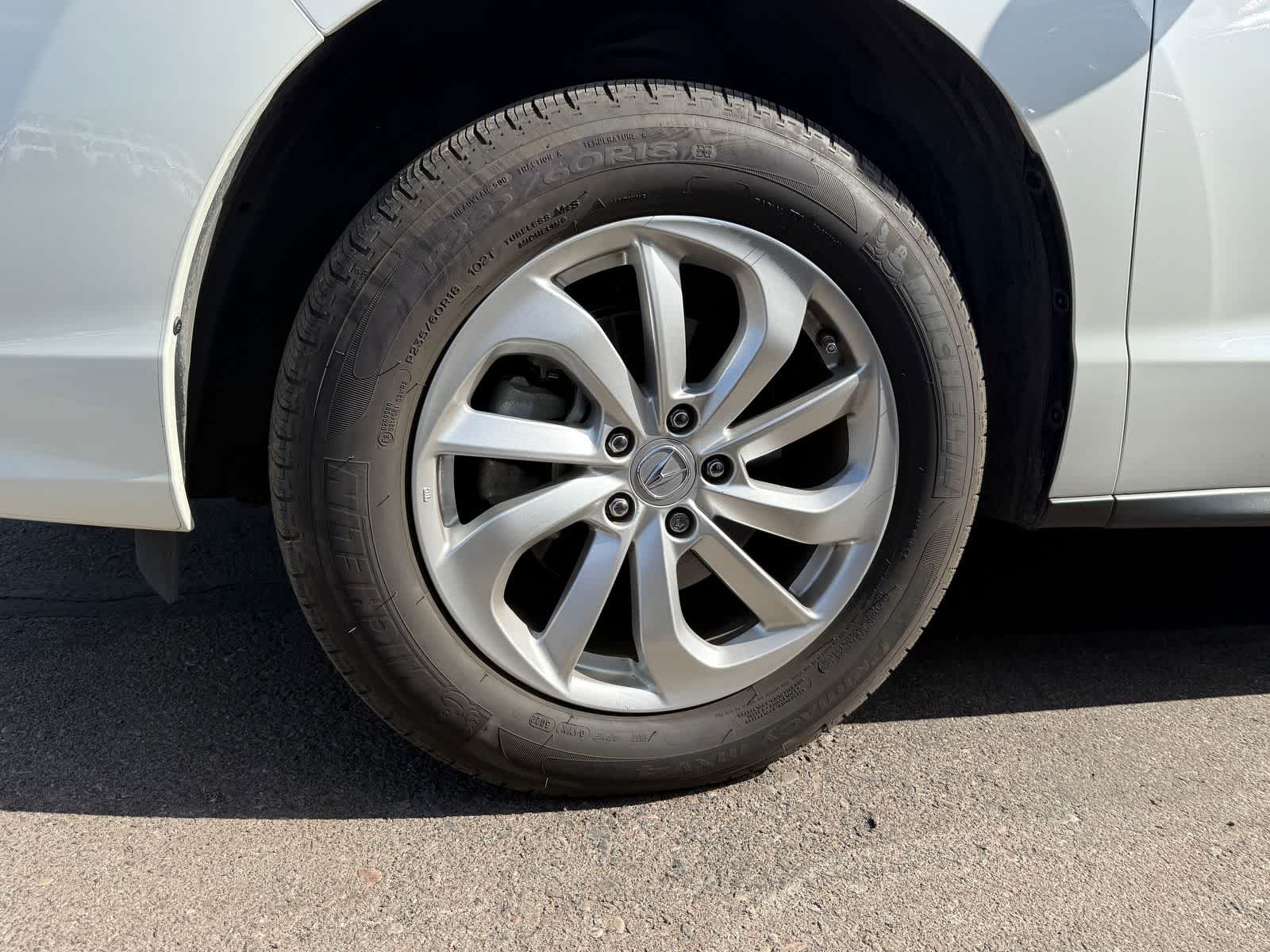 Acura RDX 2017 con paquete tecnológico