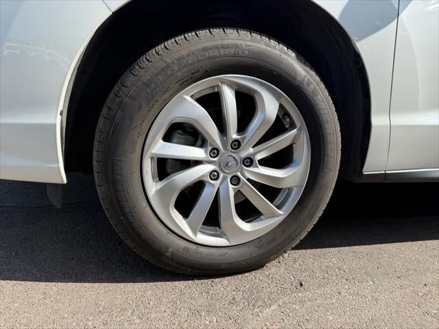 Acura RDX 2017 con paquete tecnológico