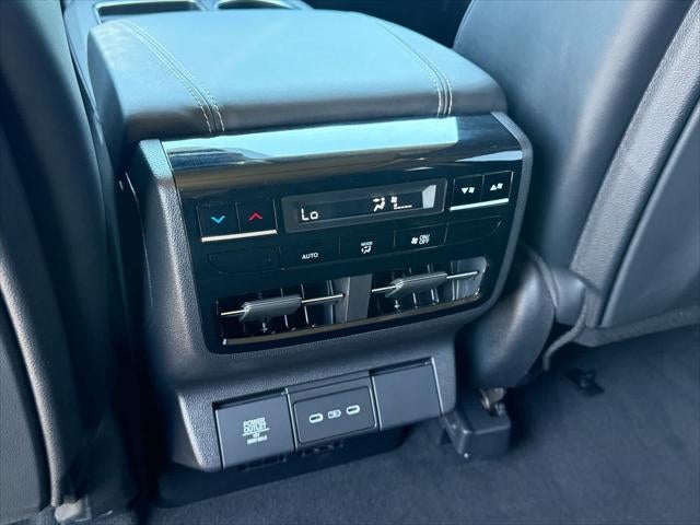 Acura MDX 2025 con paquete tecnológico