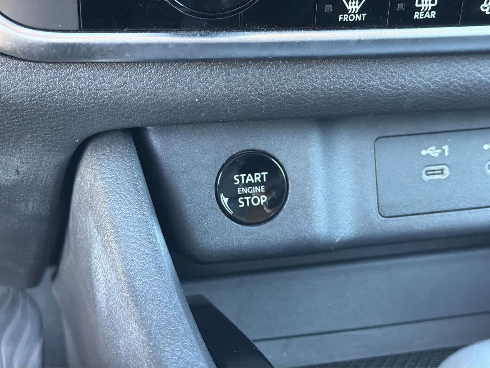 Nissan Rogue SV 2025