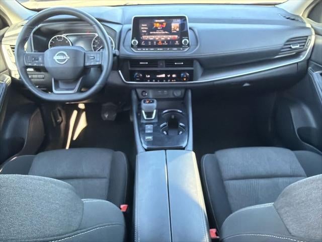 Nissan Rogue SV 2025