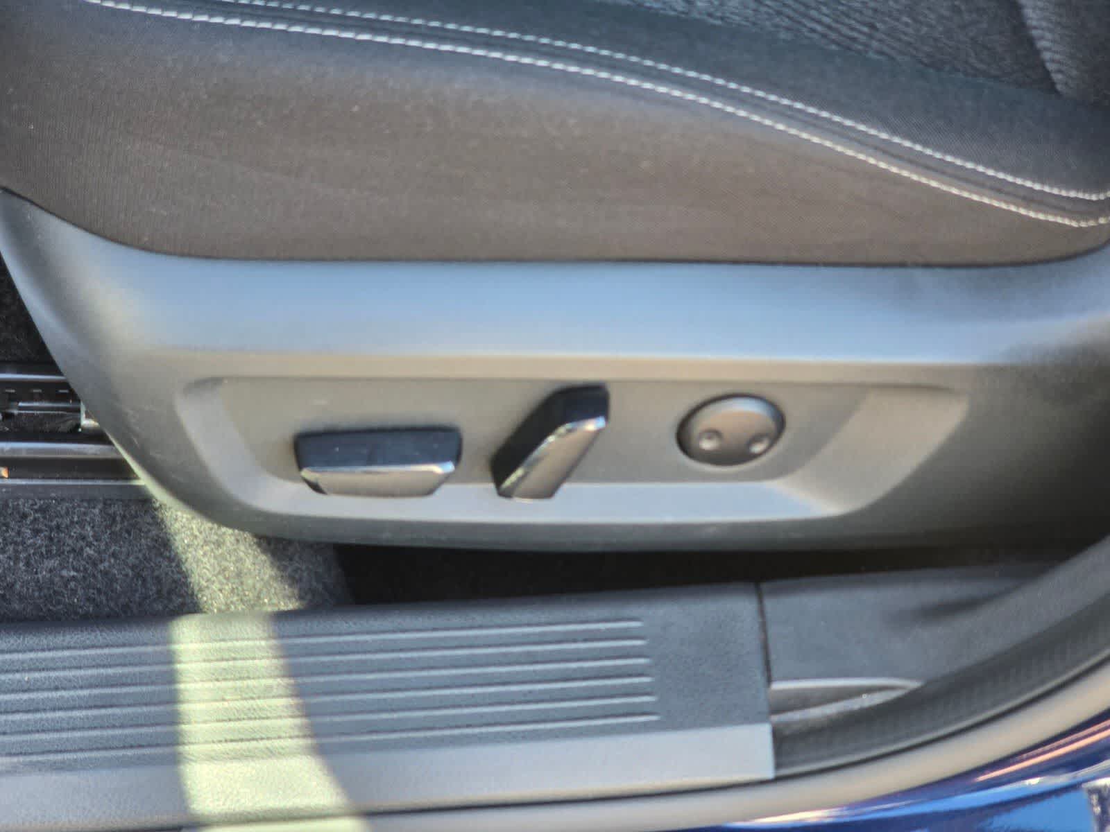 Nissan Rogue SV 2025