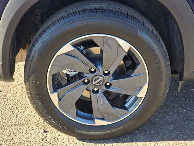 Nissan Rogue SV 2025
