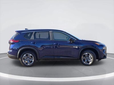 Nissan Rogue SV 2025