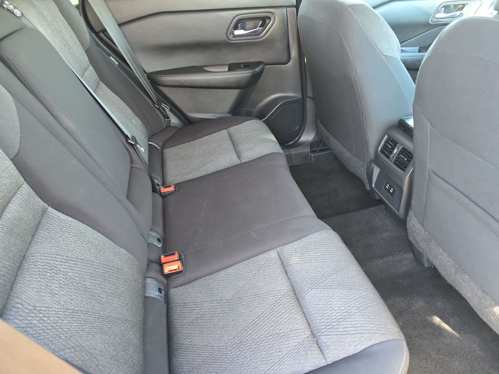 Nissan Rogue SV 2024