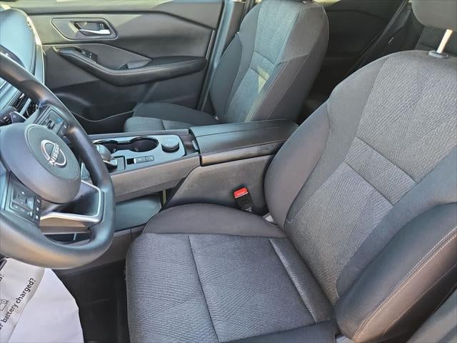Nissan Rogue SV 2024