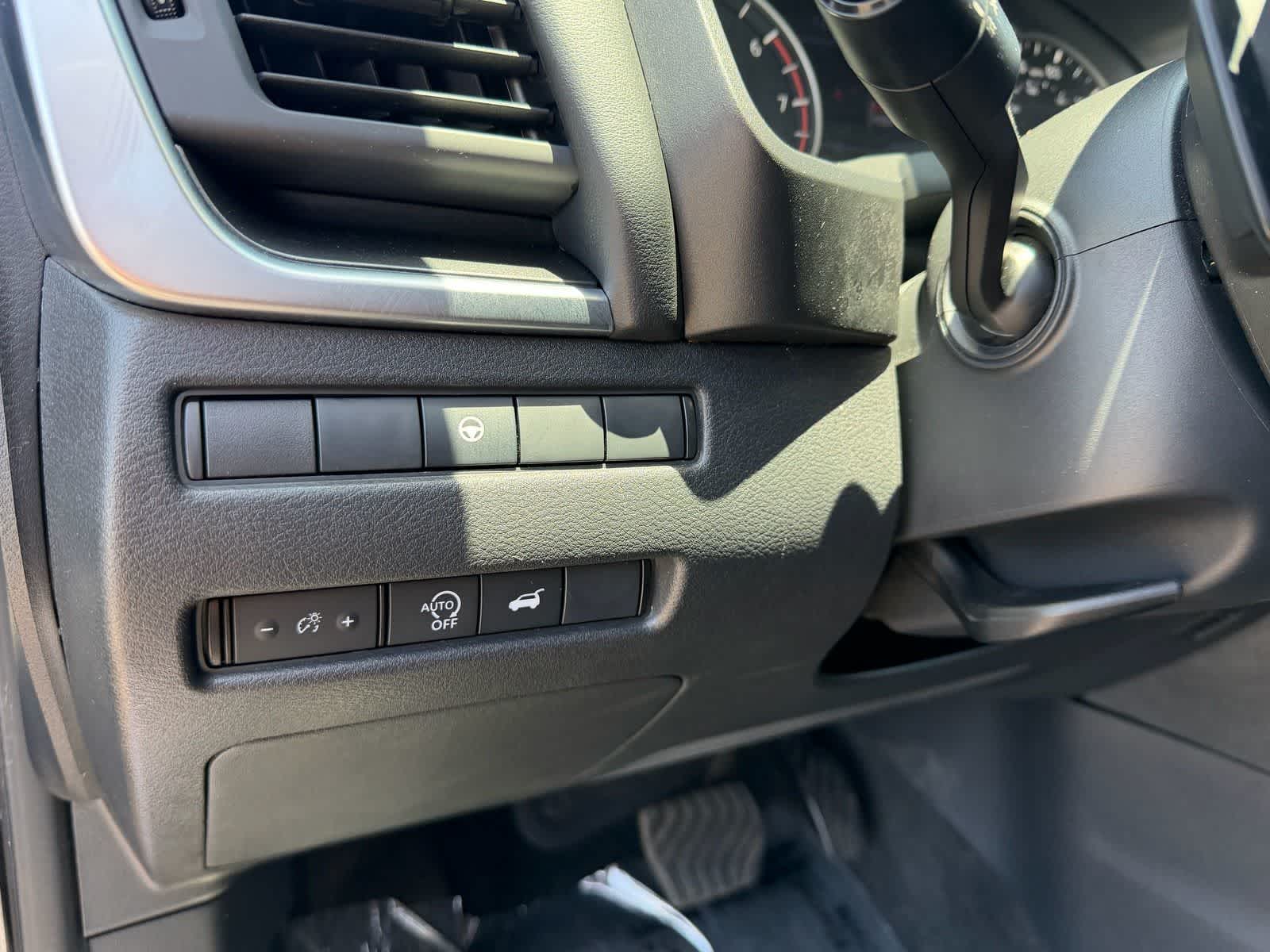Nissan Rogue SV 2024