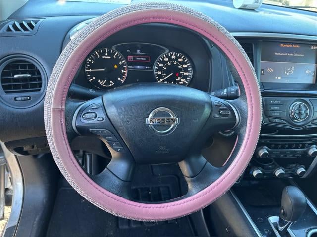 Nissan Pathfinder S 2020