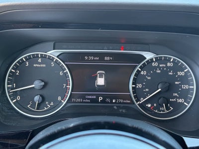 Nissan Pathfinder SV 2023