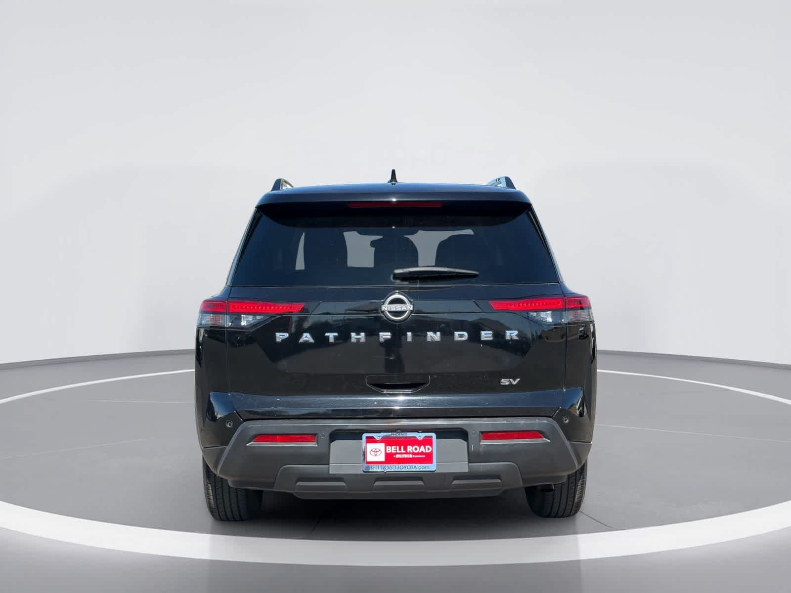 Nissan Pathfinder SV 2023