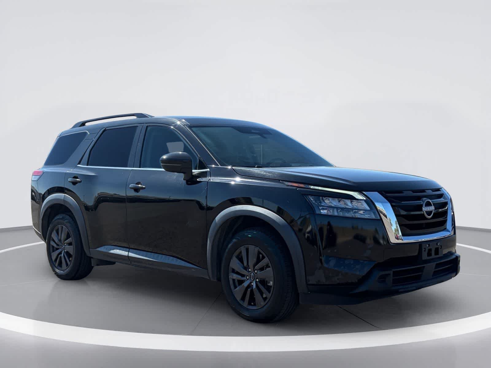 Nissan Pathfinder SV 2023