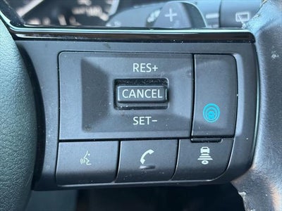 Nissan Pathfinder SV 2023