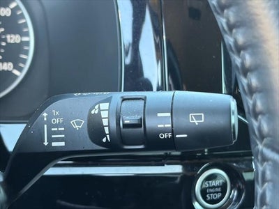 Nissan Pathfinder SV 2023