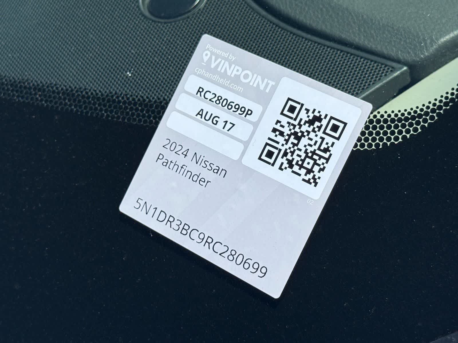 Nissan Pathfinder SV 2024