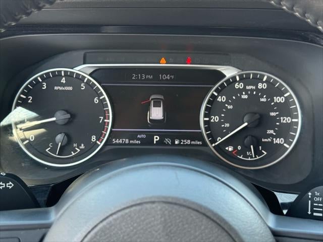 Nissan Pathfinder SV 2024