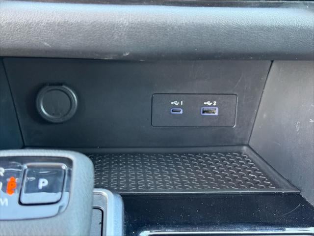 Nissan Pathfinder SV 2024