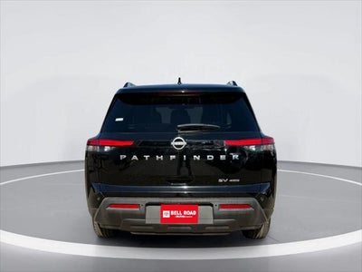 Nissan Pathfinder SV 2024